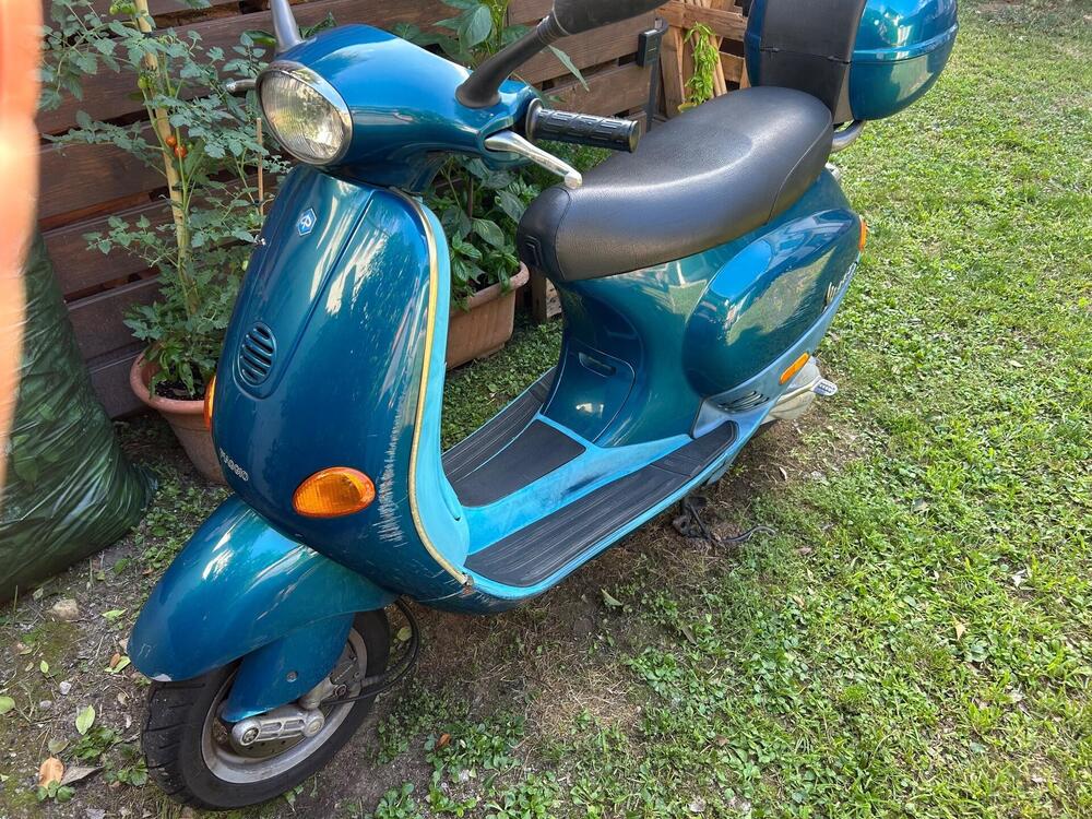 Vespa 50 ET2 (1997 - 98)