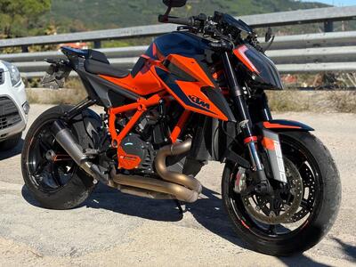 KTM 1290 Super Duke R (2021) usata