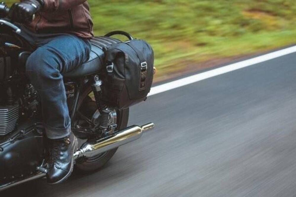 Borsa moto laterale originale SW-Motech per Bonnev (5)