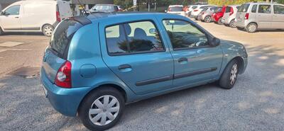 Renault Clio 1.2 16V 5 porte GPL del 2008 usata a Bologna