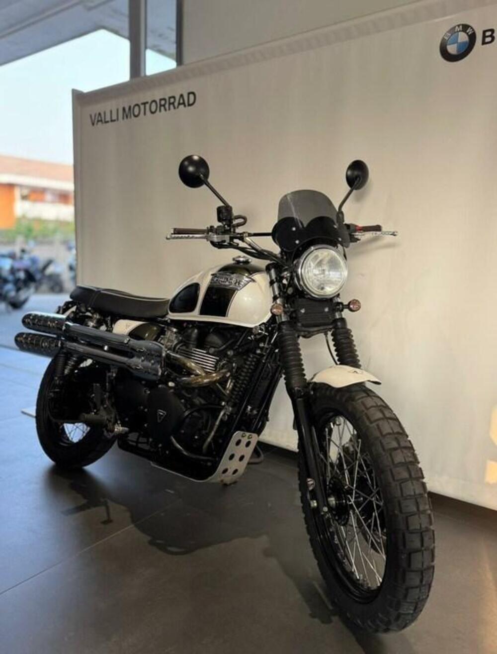 Triumph Scrambler (2006 - 17) (11)