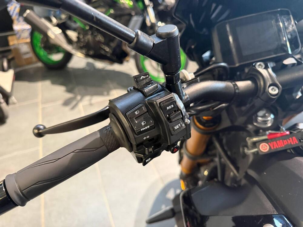 Yamaha MT-09 SP (2021 - 23) (7)