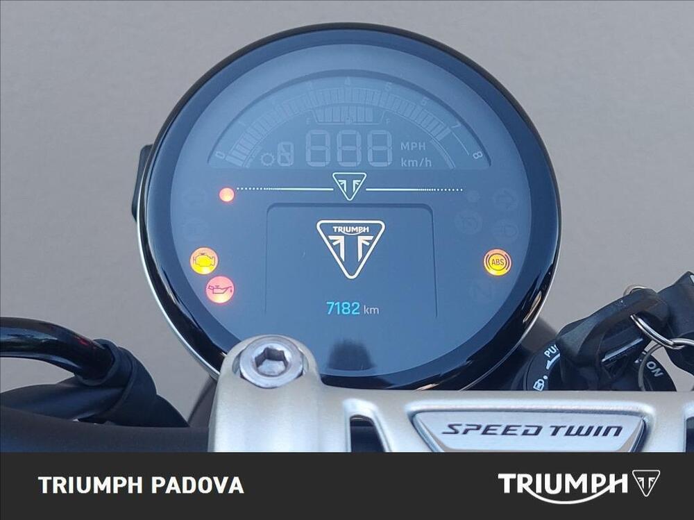 Triumph Speed Twin 900 (2025) (13)
