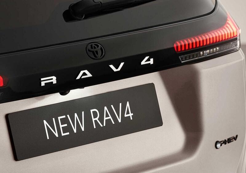 Toyota Rav4 (2025-->>) (19)