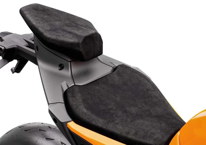 KTM 990 RC R 990 RC R (2026) (15)