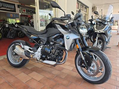 Bmw F 900 R (2021 - 24) usata