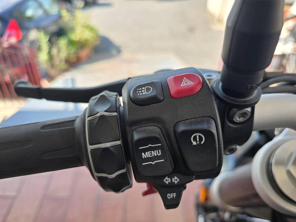 Bmw F 900 R (2021 - 24) (8)