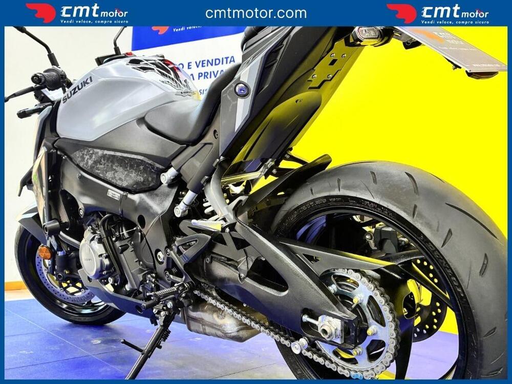 Suzuki GSX-S1000 (2021 - 25) (8)