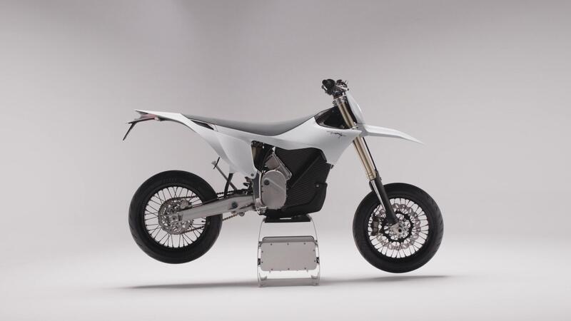 Novit&agrave; Stark VARG SM: dopo la cross e la enduro arriva la versione Supermotard [VIDEO]