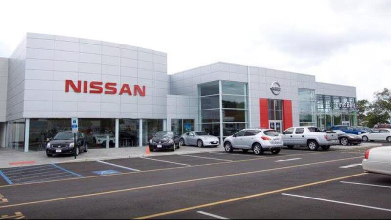 Truffa da 1,3 milioni in una concessionaria Nissan: il dipendente che ha rubato tutto con la pubblicit&agrave; online