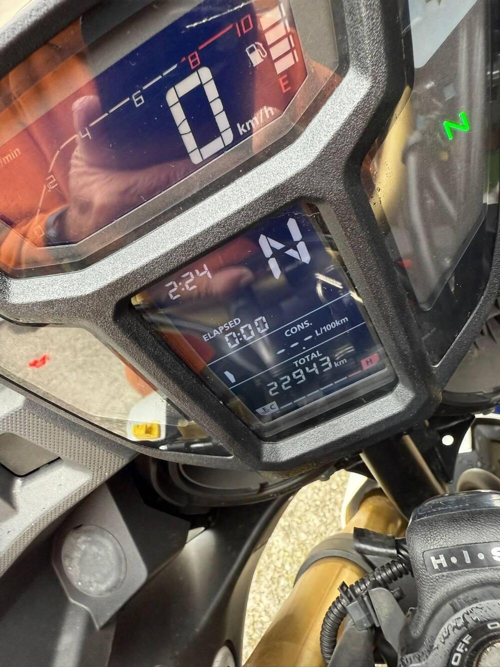 Honda Africa Twin CRF 1000L (2016 - 17) (5)