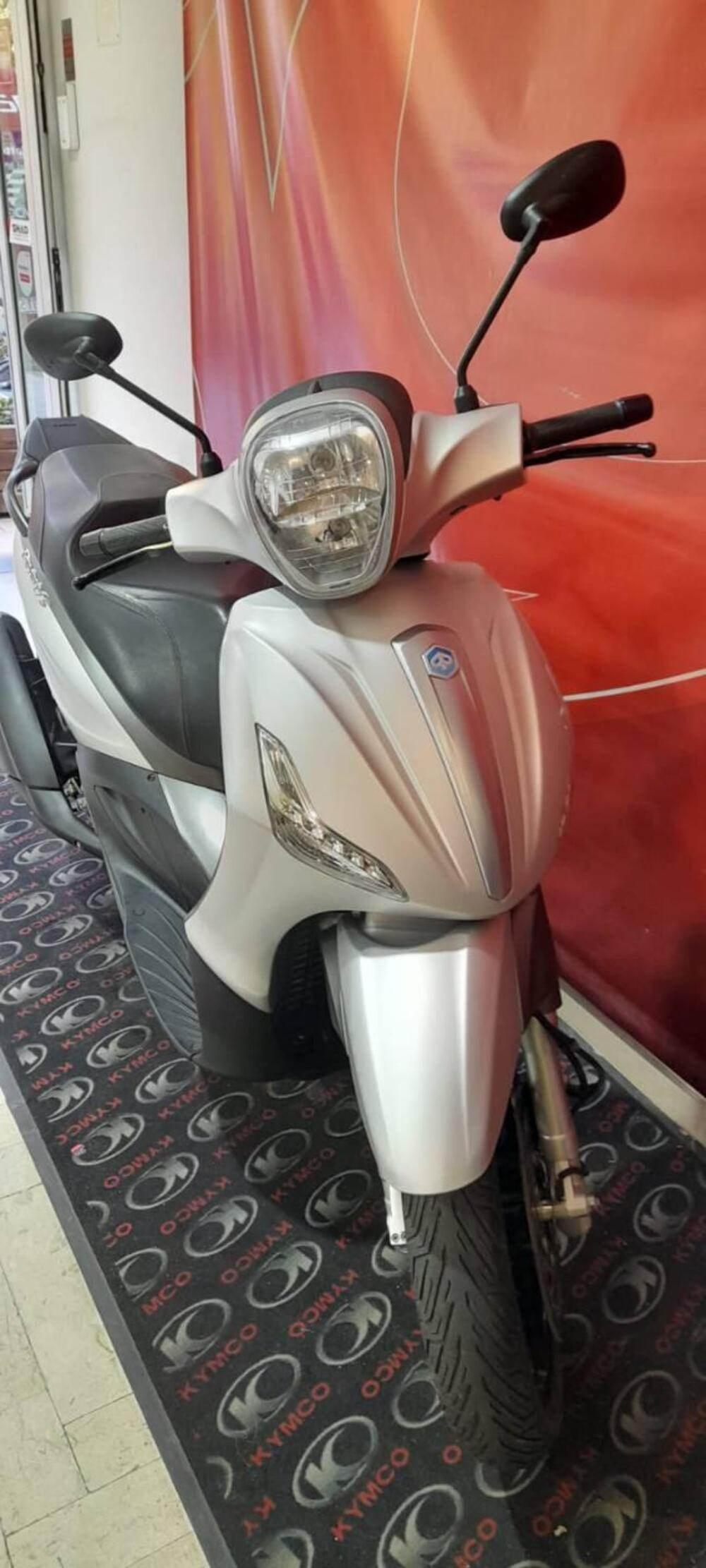 Piaggio Beverly 300 S i.e. ABS-ASR (2016 - 20) (4)