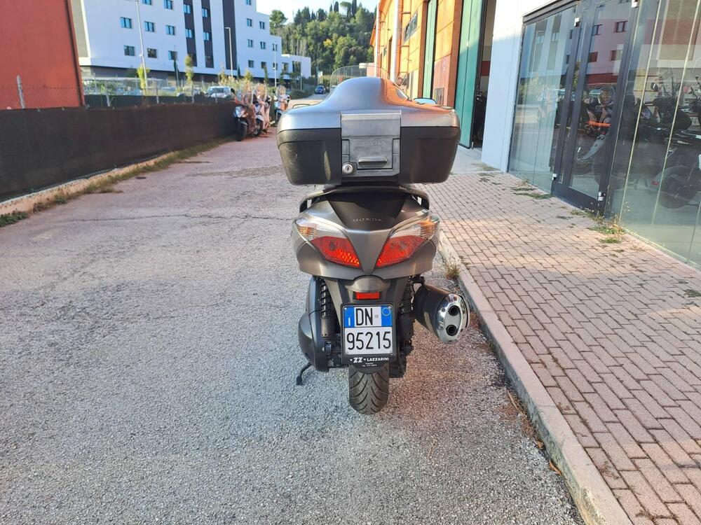 Honda Silver Wing 400 (2006 - 09) (2)