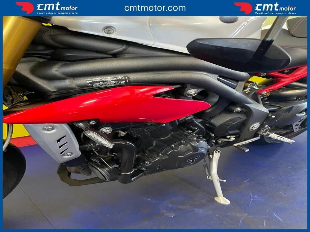 Triumph Speed Triple 1050 R ABS (2016 - 17) (9)