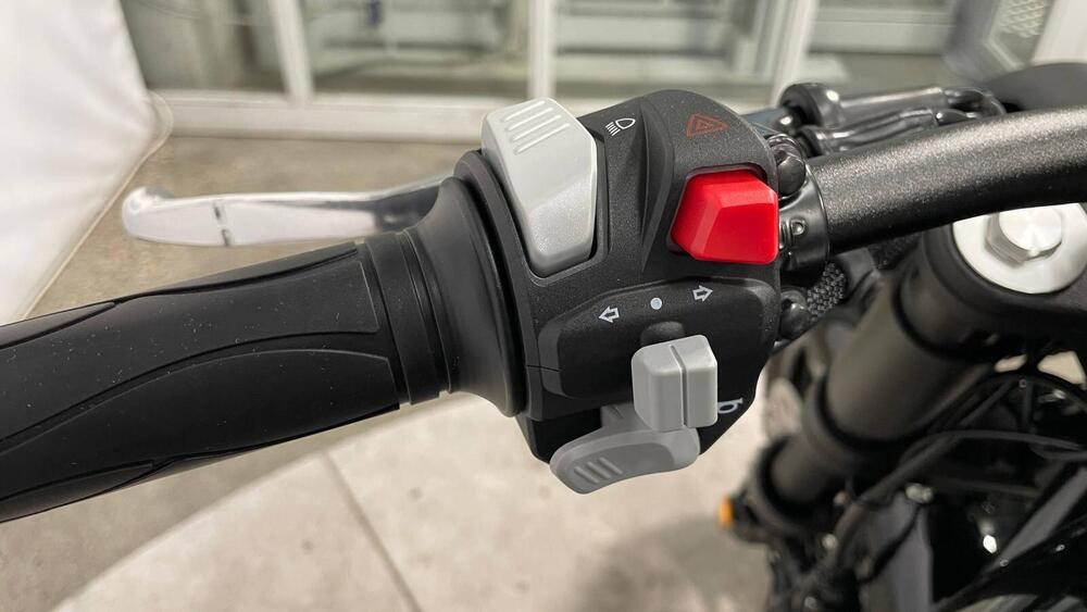 Keeway Motor V-Cruise 125 (2022 - 26) (14)