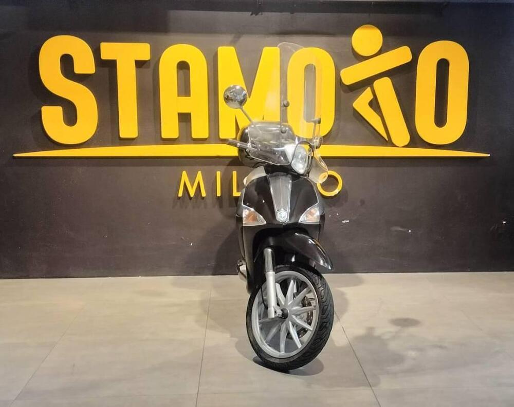 Piaggio Liberty 150 4T Full Optional (2008 - 13) (3)