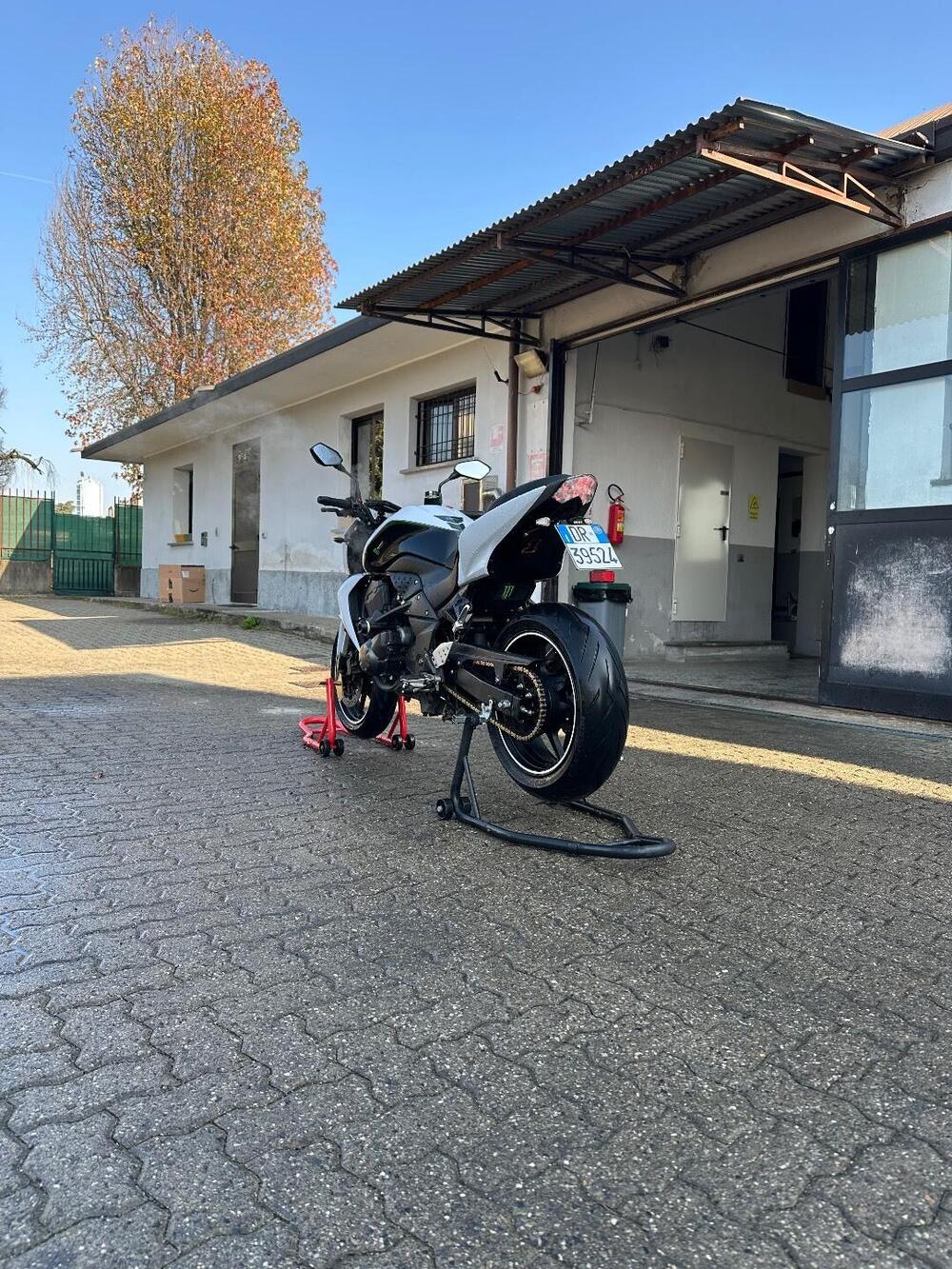 Kawasaki Z 750 (2007 - 14) (4)