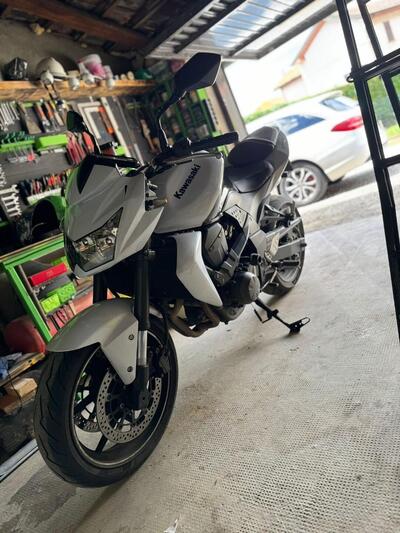 Kawasaki Z 750 (2007 - 14) usata