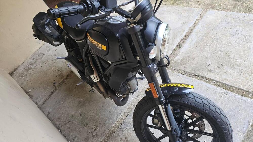 Ducati Scrambler 800 Full Throttle (2017 - 21)