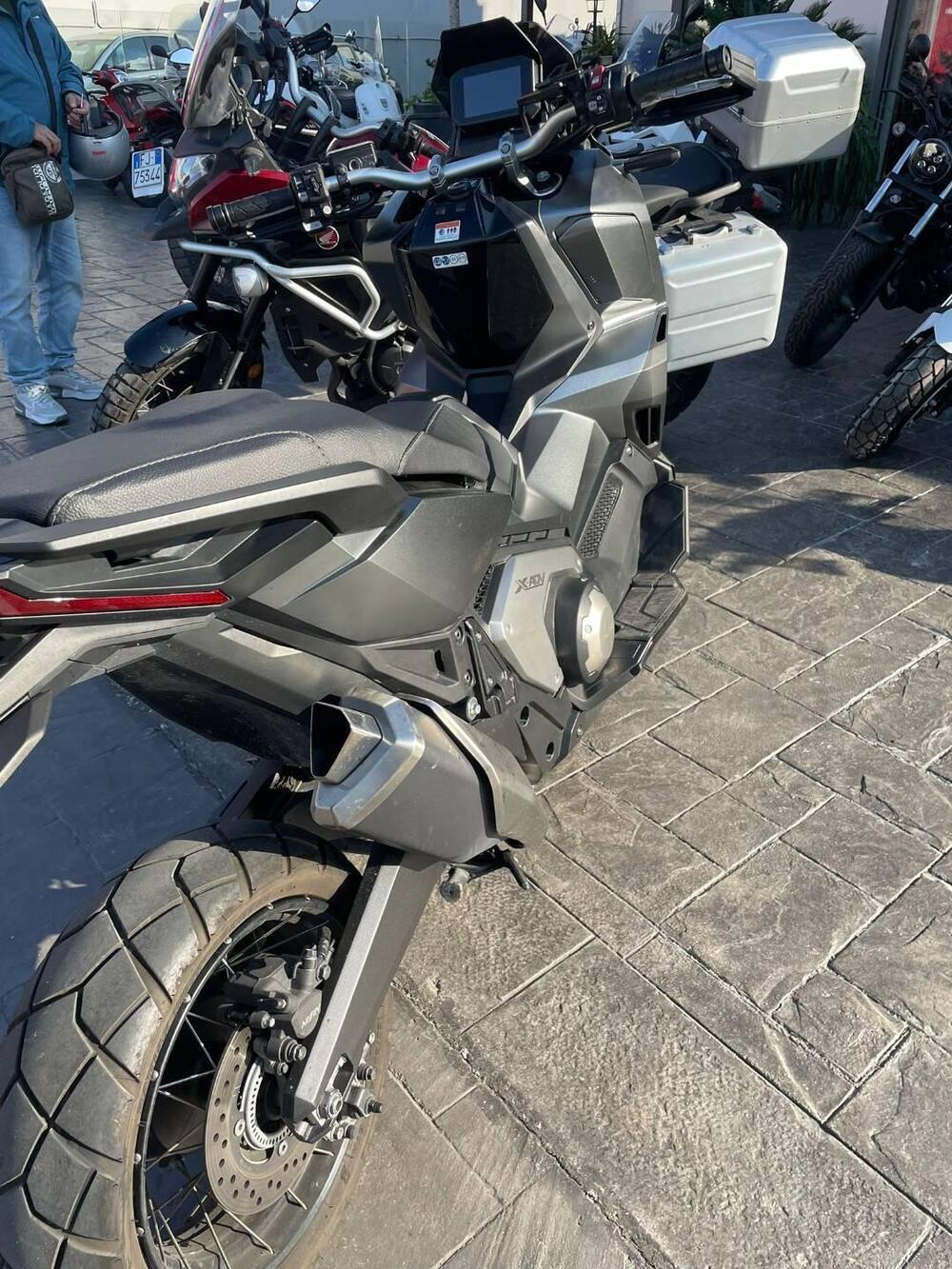 Honda X-ADV 750 DCT (2021 - 24) (2)