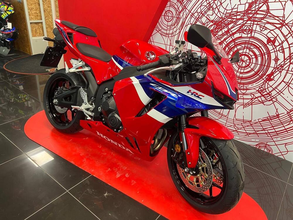 Honda CBR 600 RR (2024 - 26) (2)