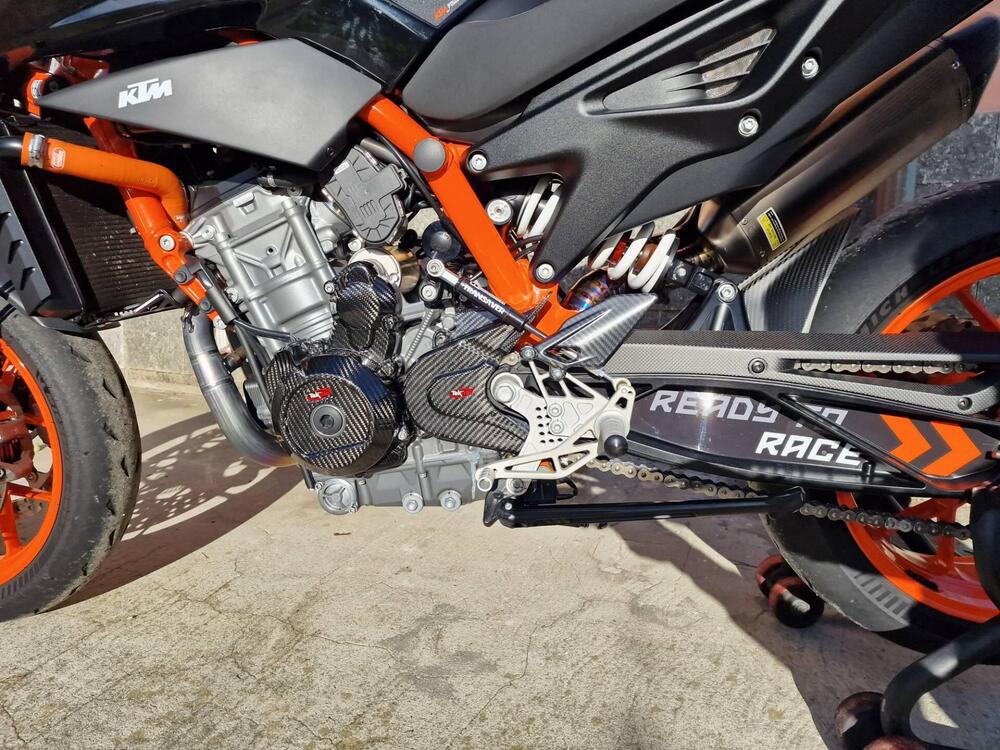 KTM 890 Duke R (2022 - 23) (4)