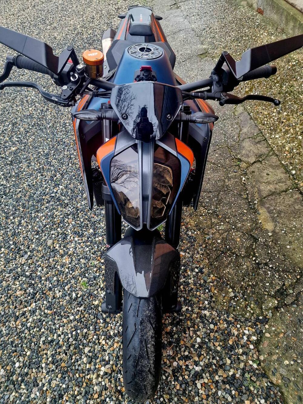 KTM 890 Duke R (2022 - 23) (13)
