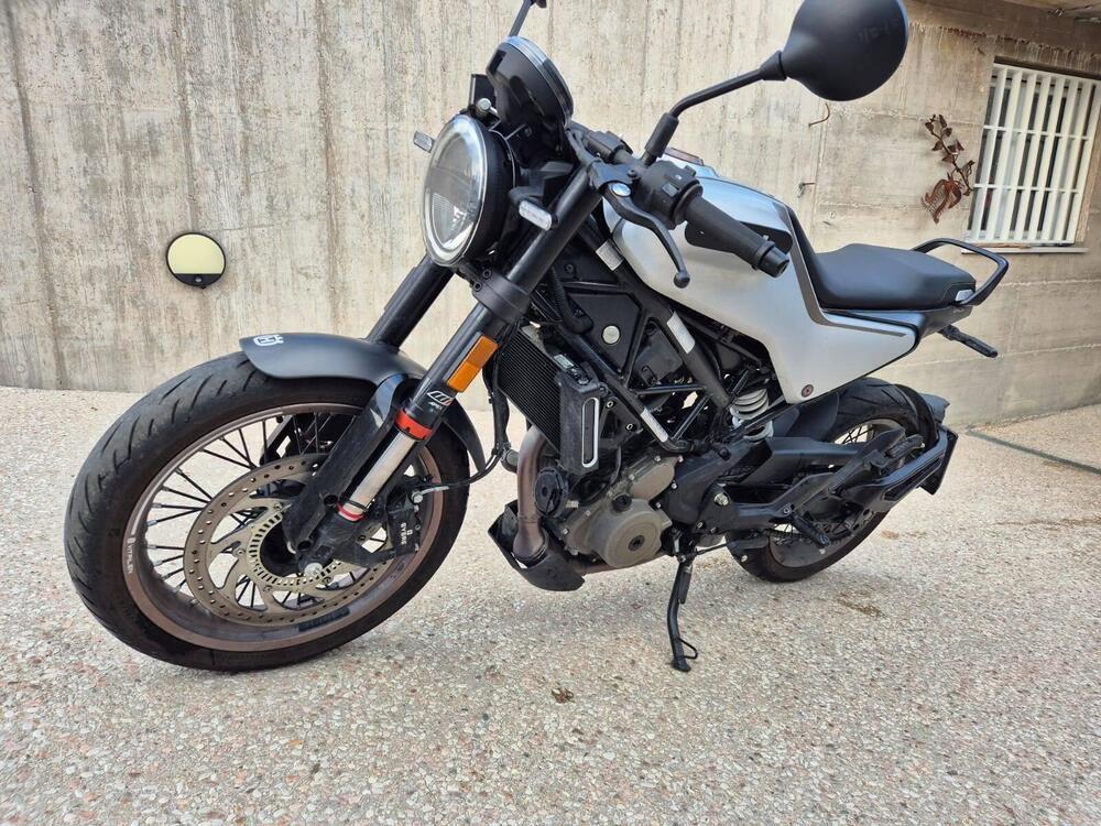 Husqvarna Vitpilen 401 (2024 - 26) (3)