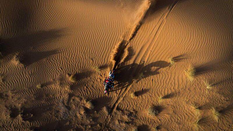 Rally-Raid. Marocco flash, D2. Tappa a Schareina e Al Attiyah, Sanders e Roma leader [VIDEO]