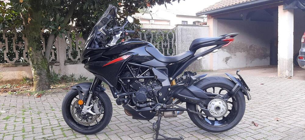 MV Agusta Turismo Veloce 800 Rosso (2021 - 23) (7)