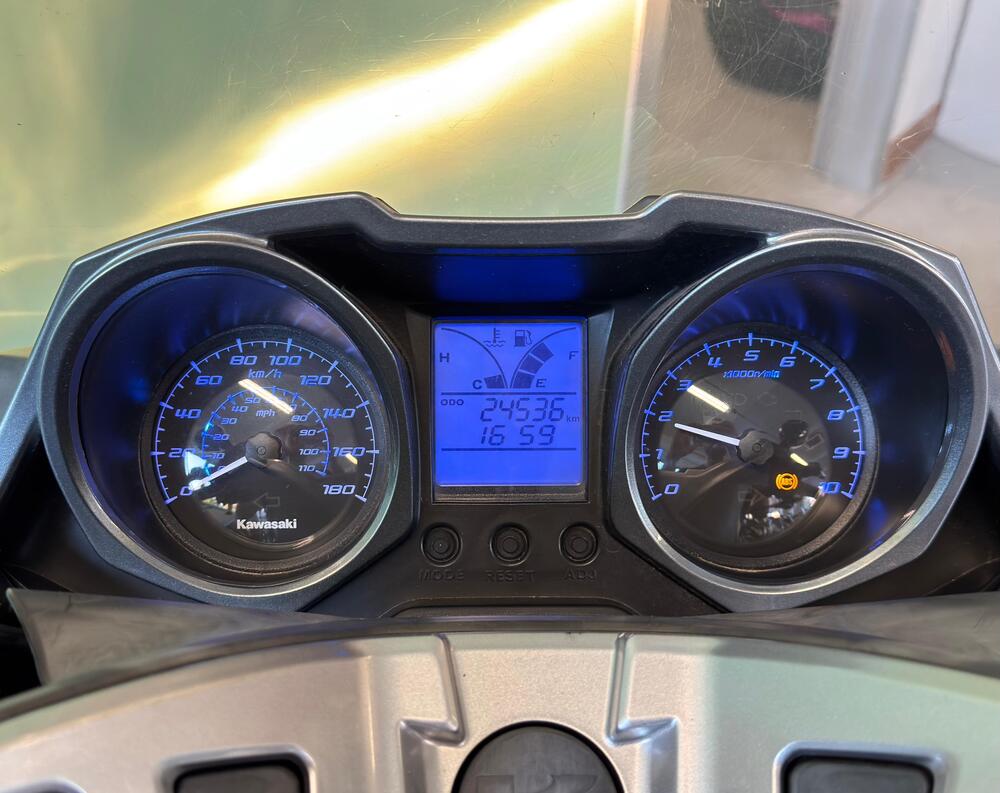 Kawasaki J 300 ABS (2014 - 16) (7)