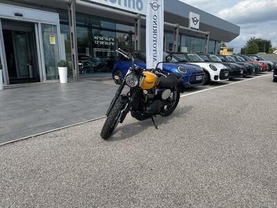 Triumph Scrambler 900 (2023 - 25) usata