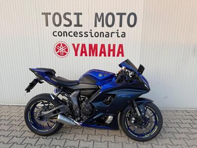 Yamaha YZF R7 (2021 - 25) usata