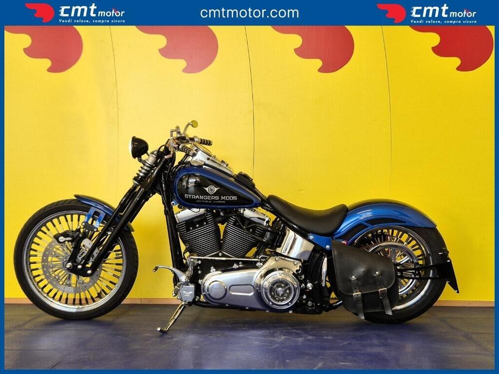 Harley-Davidson 1584 Custom (2008 - 09) - FXSTC (4)