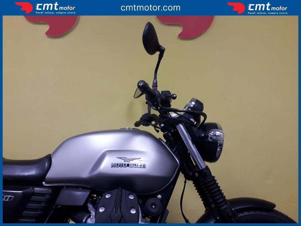 Moto Guzzi V7 II Stone (2015 - 17) (8)