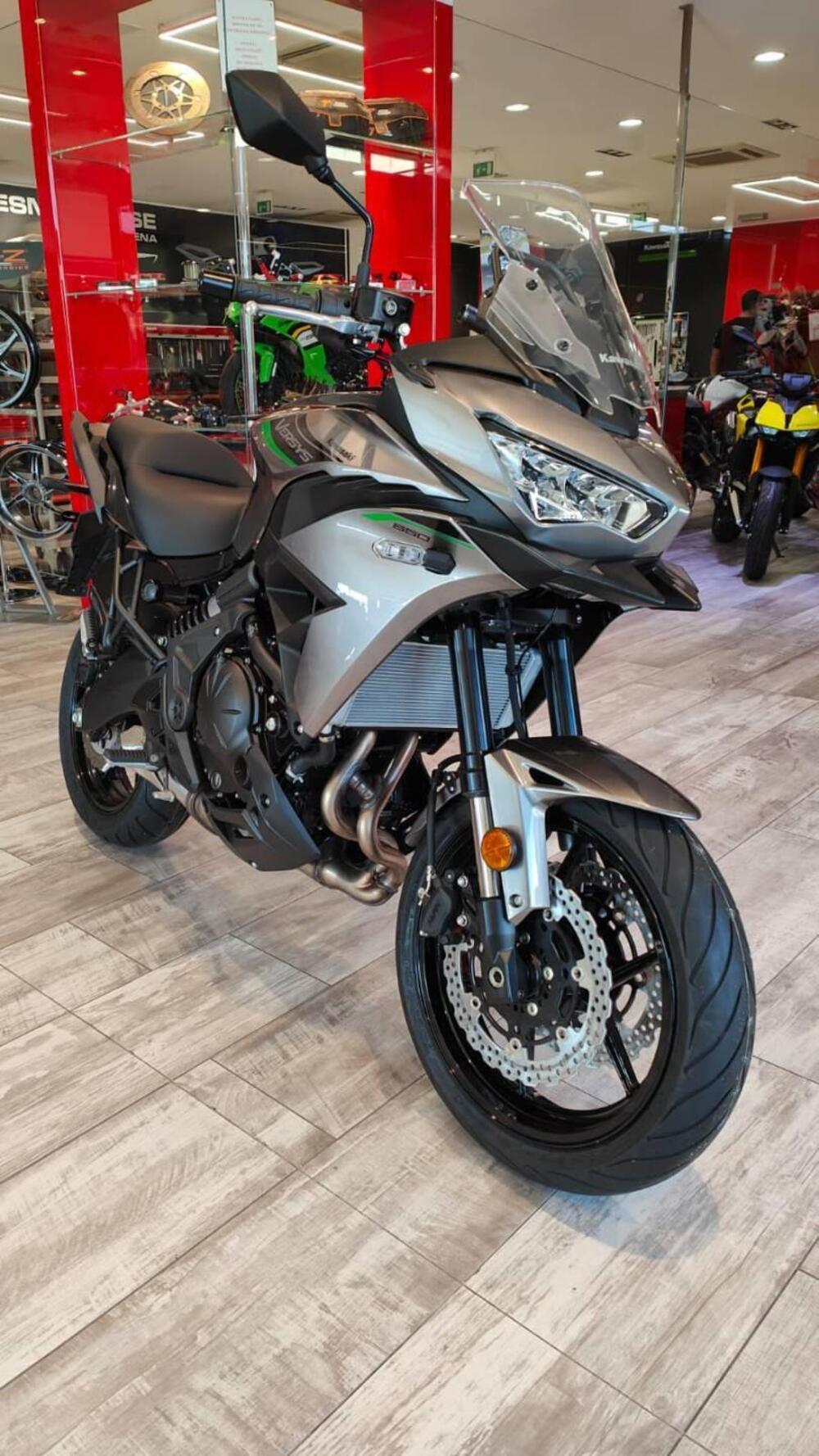 Kawasaki Versys 650 (2025 - 26) (7)