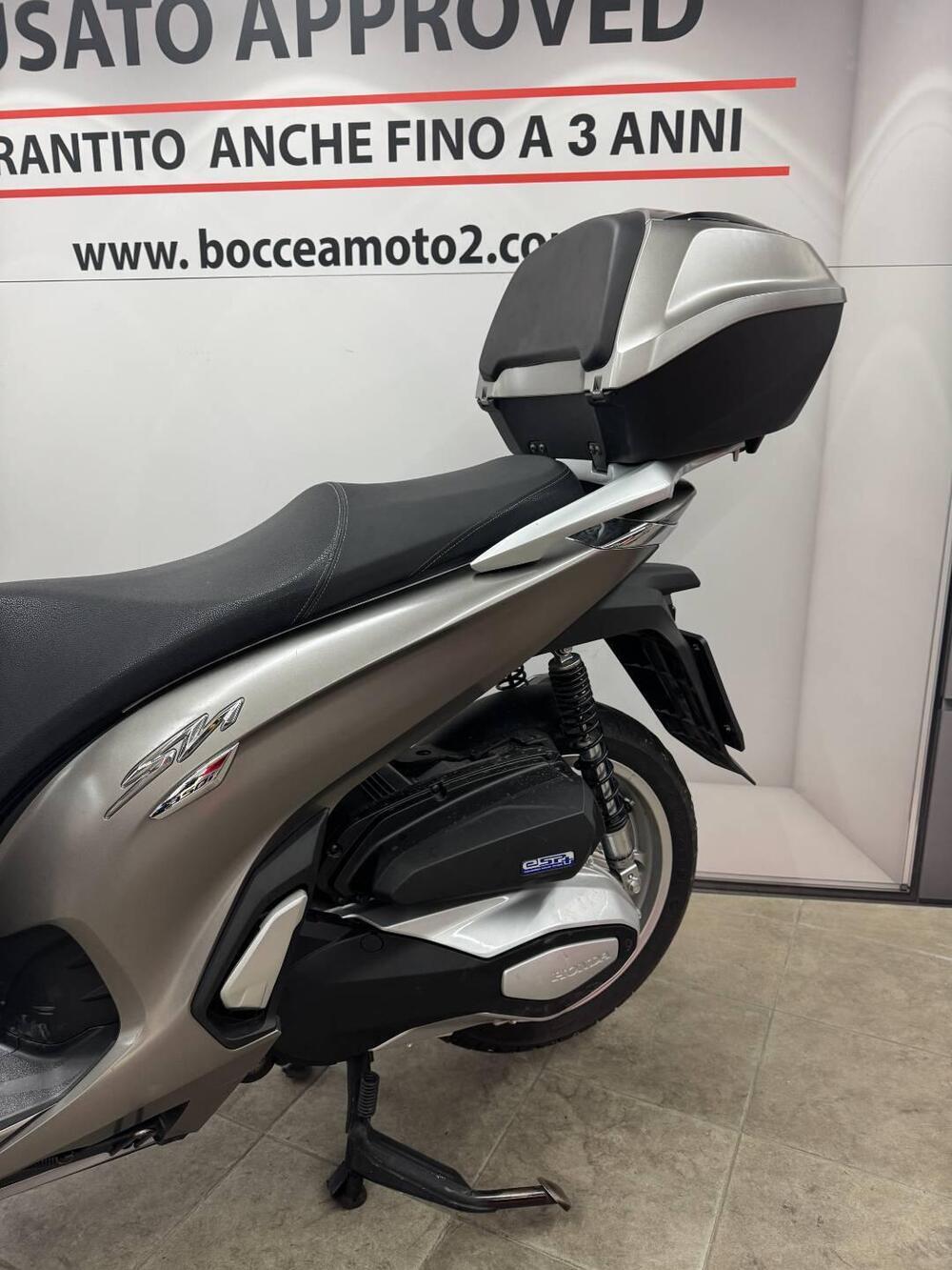 Honda SH 350 (2021 - 24) (2)