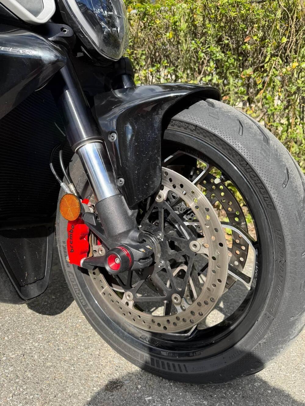 Ducati Diavel V4 (2023 - 26) (3)