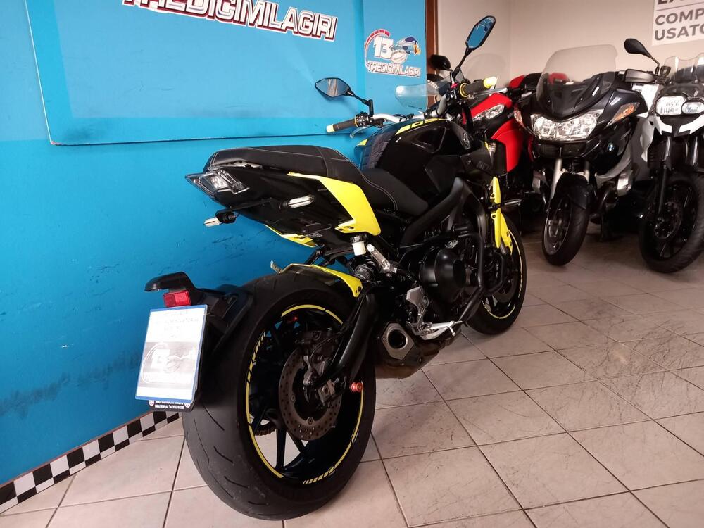 Yamaha MT-09 (2017 - 20) (3)