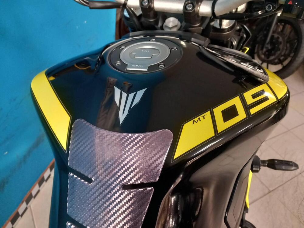 Yamaha MT-09 (2017 - 20) (18)