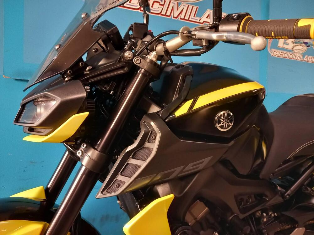 Yamaha MT-09 (2017 - 20) (8)