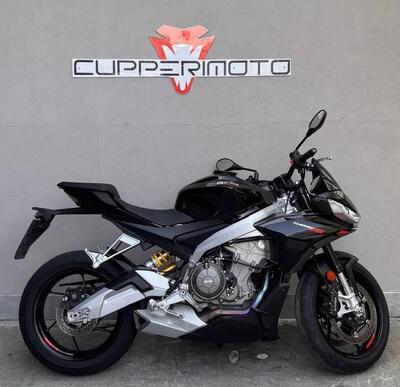Aprilia Tuono 660 Factory (2022 - 24) usata