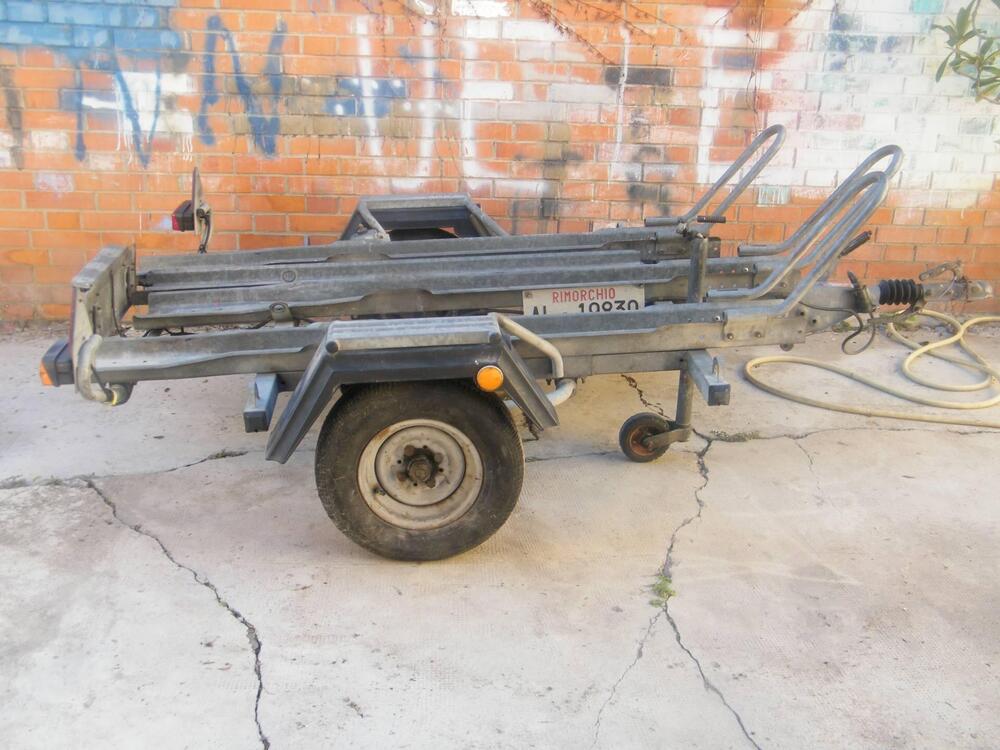 Carrello/rimorchio Ellebi per trasporto moto (8)