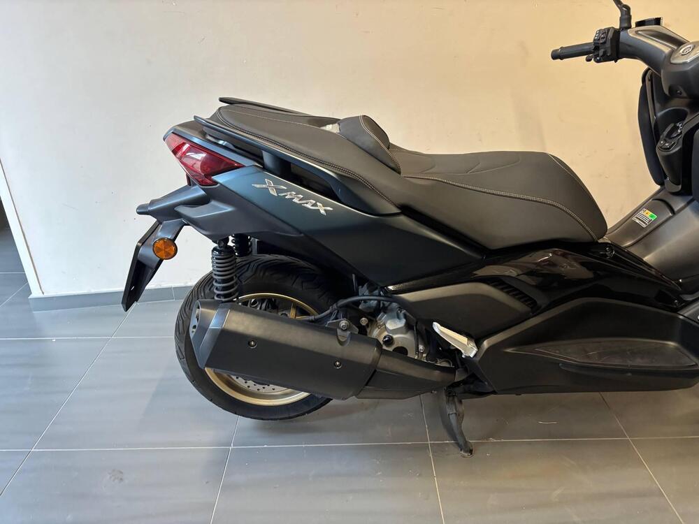 Yamaha X-Max 300 Tech Max (2021 - 24) (8)