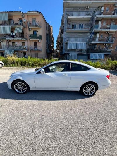 Mercedes-Benz Classe C Coup&eacute; 220 CDI Coup&eacute; Executive del 2014 usata a Napoli