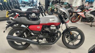 Moto Guzzi V7 Stone Corsa (2023 - 25) nuova