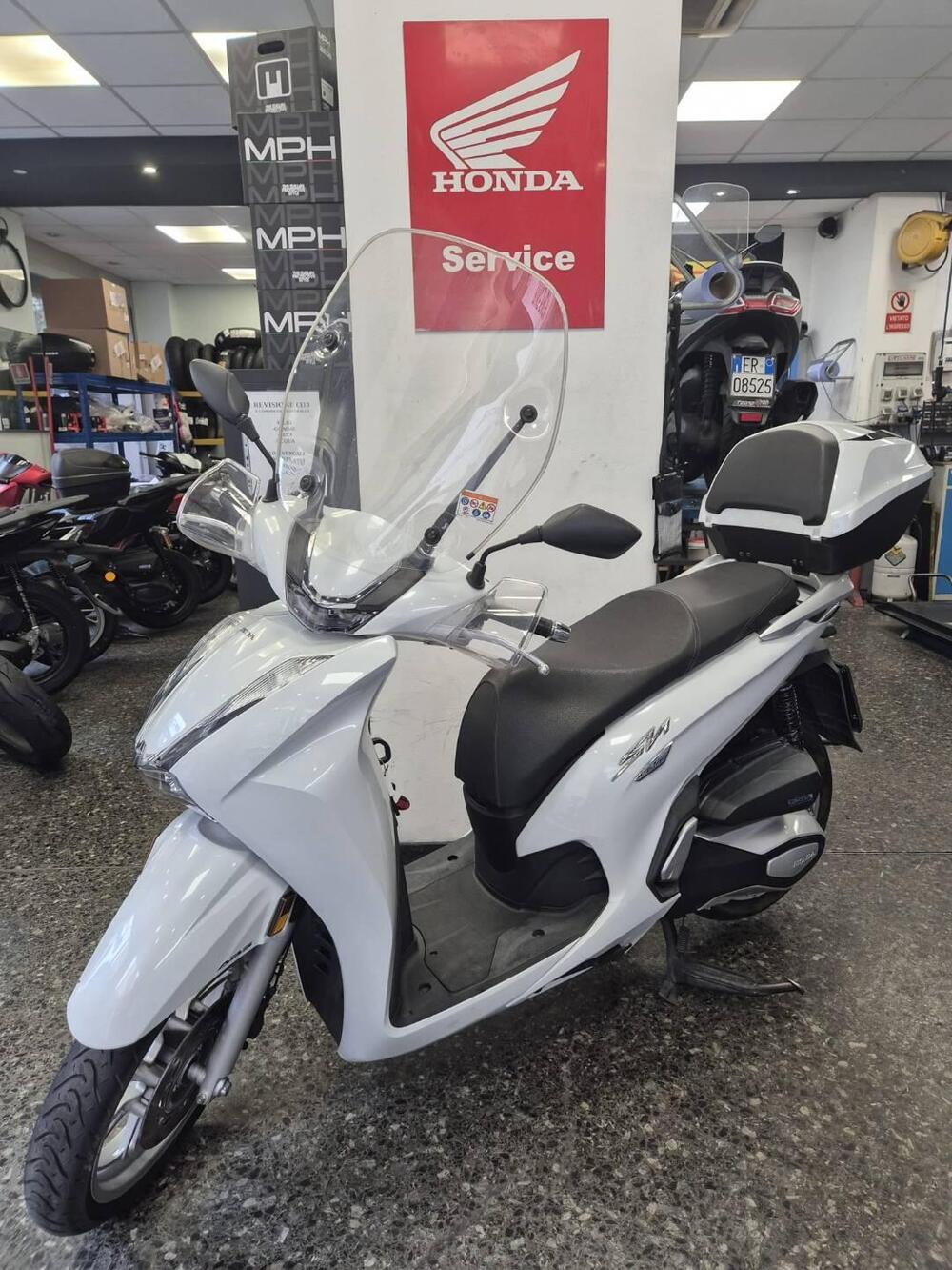 Honda SH 350 (2021 - 24) (3)