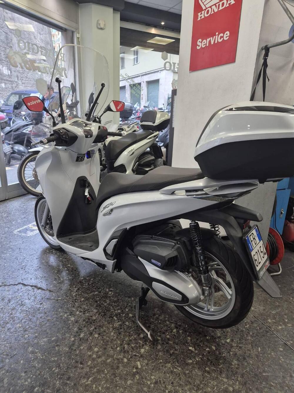 Honda SH 350 (2021 - 24) (5)