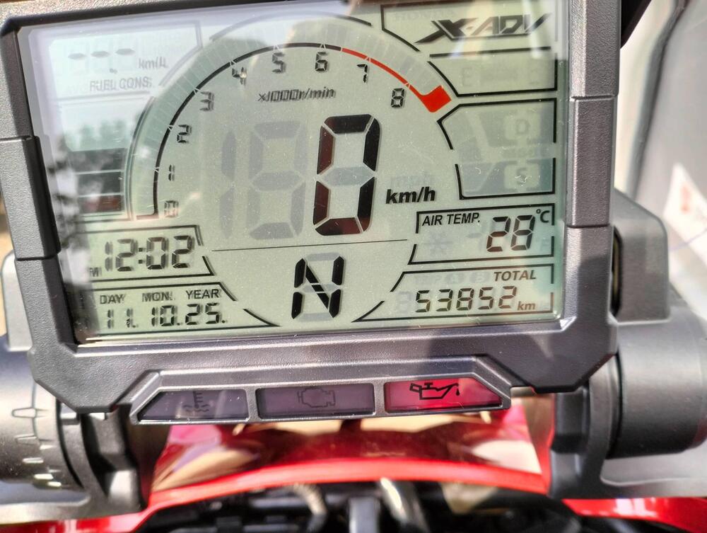 Honda X-ADV 750 (2017) (4)