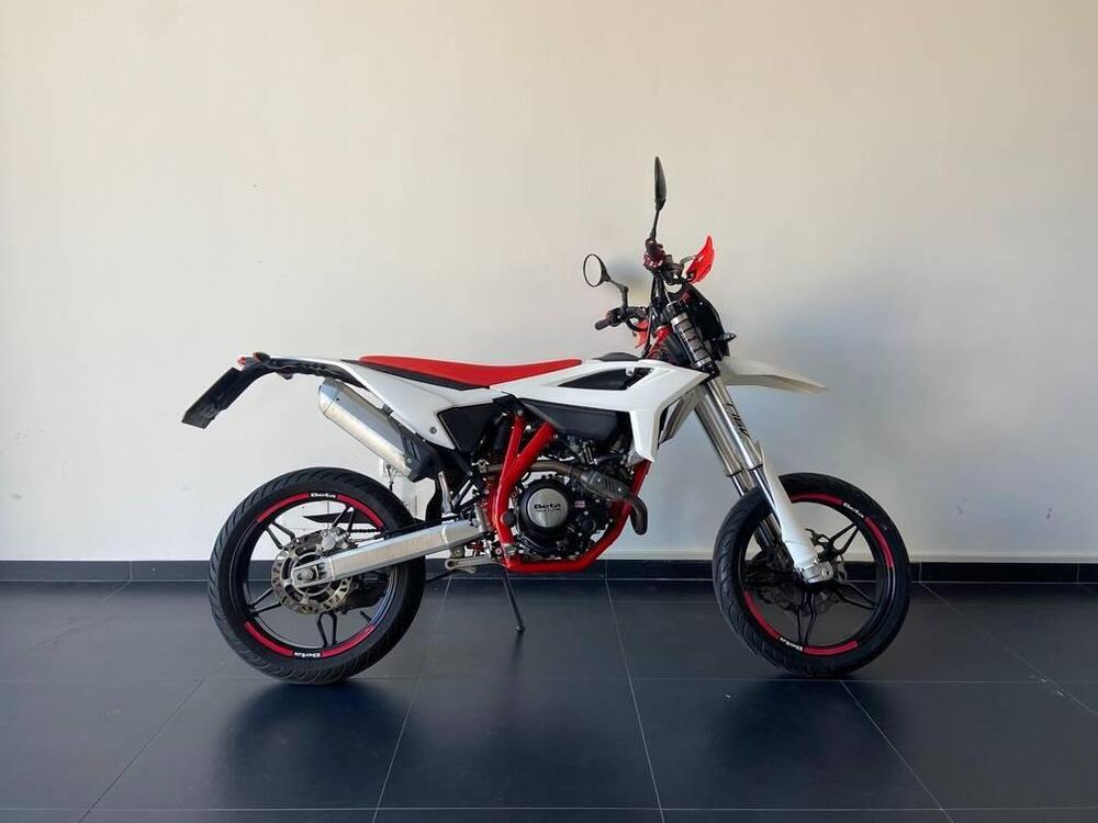 Betamotor RR 125 4T Motard LC (2021 - 23) (2)